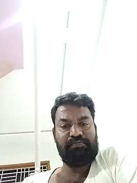 Snapshot of PVNRAO0831 chatting on October 9, 3:28 pm PVNRAO0831 online show from October 9, 3:28 pm