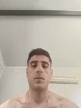 arenn1997 online show from May 22, 12:43 pm