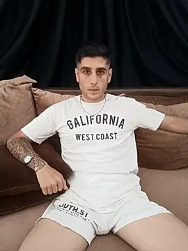 arenn1997 online show from October 13, 12:22 pm