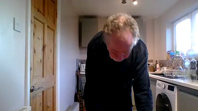 jimmybenido online show from February 22, 5:20 pm