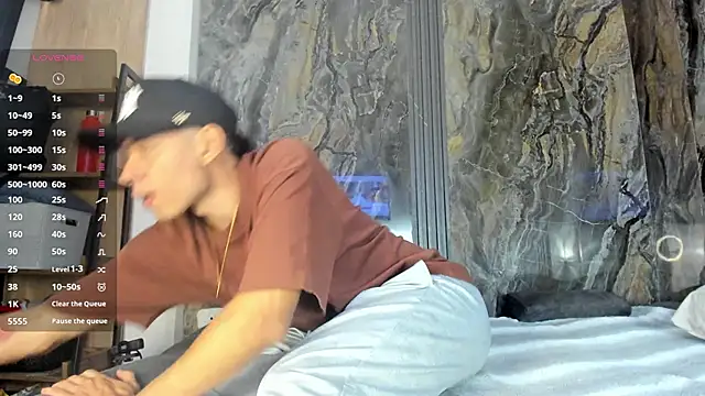 Daviid laidd online show from March 24, 8:02 pm