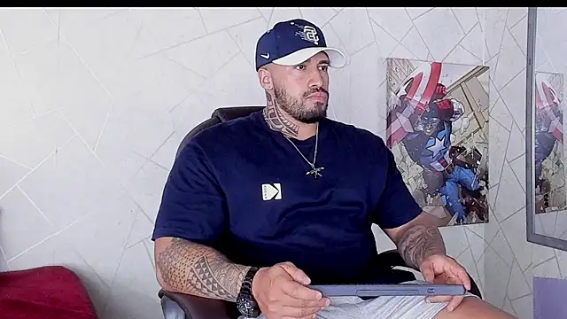 Cristian Walker online show from October 9, 1:38 pm