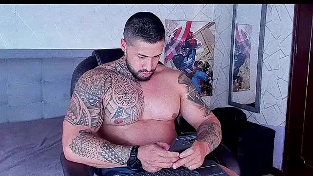 Cristian Walker online show from February 3, 8:03 pm