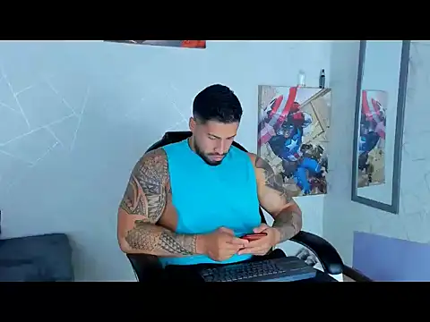 Cristian Walker online show from December 10, 12:23 am