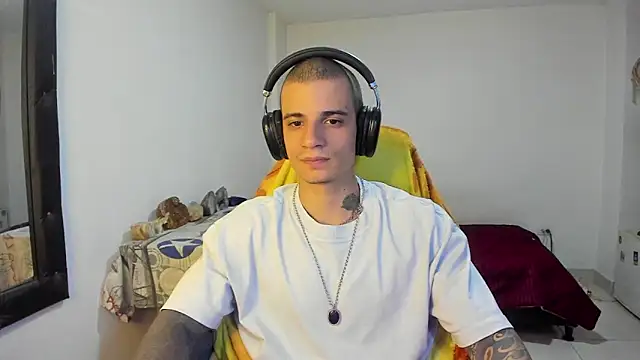 Balo lovers online show from March 31, 3:14 pm