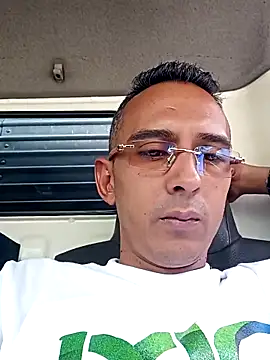 paisa233 online show from April 23, 6:43 pm