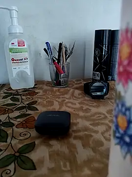 Snapshot of MALLUSING555 chatting on September 9, 8:58 am MALLUSING555 online show from September 9, 8:58 am