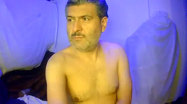 BushBator online show from March 5, 8:00 am