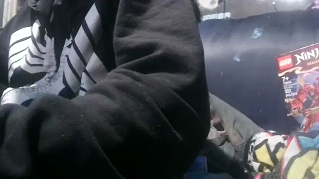 robeaulieu02 online show from December 13, 6:31 am