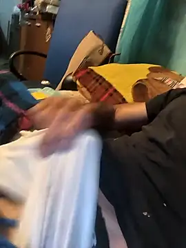 Tiulu157021 online show from December 17, 11:00 pm