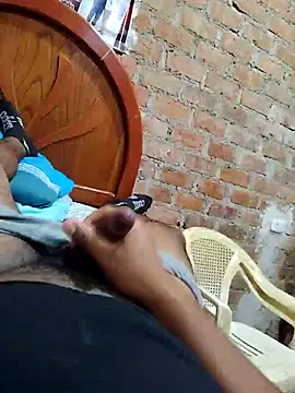 Dnick2 online show from February 18, 9:01 pm