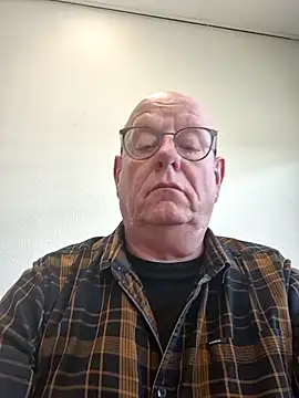 andrejoyfull64 online show from February 27, 11:55 am