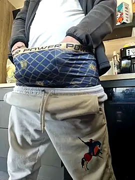 justepourvousbb online show from December 2, 10:29 am