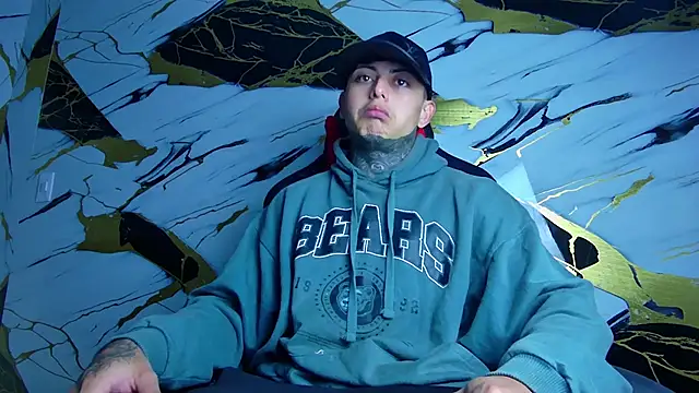 Kevin22 222 online show from January 25, 2:04 am