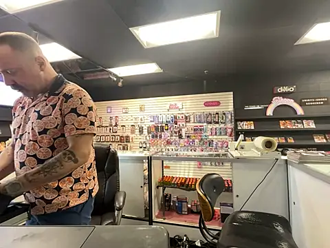 RawRyder8 online show from February 11, 9:25 pm