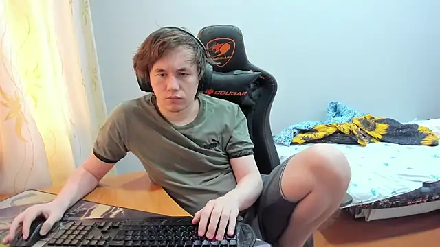 iliaskrislove online show from September 20, 11:32 am