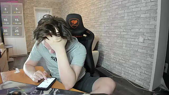 iliaskrislove online show from February 28, 3:59 am