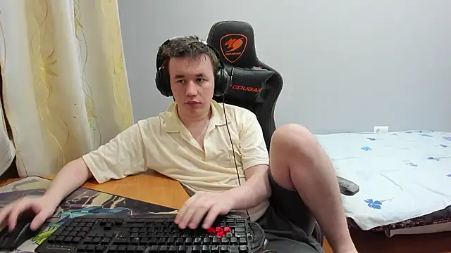 iliaskrislove online show from January 11, 2:15 am