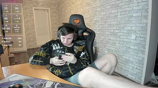 iliaskrislove online show from March 10, 2:06 am