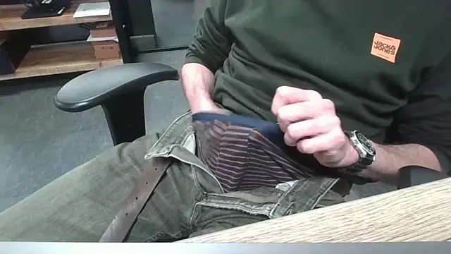 Michealtje85 online show from February 9, 4:22 pm