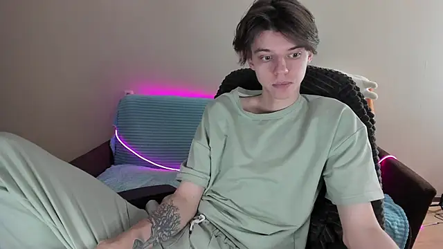 Liam sexy1 online show from January 27, 5:36 am