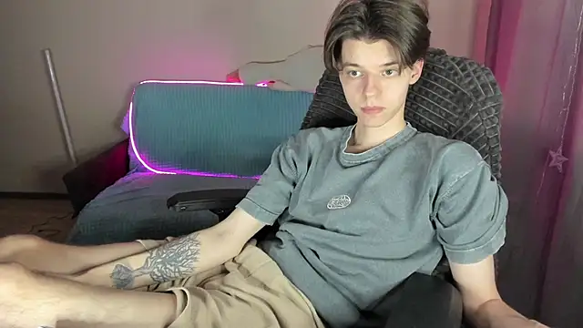 Liam sexy1 online show from March 15, 8:04 am