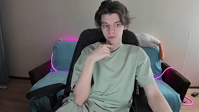 Liam sexy1 online show from February 10, 2:26 pm