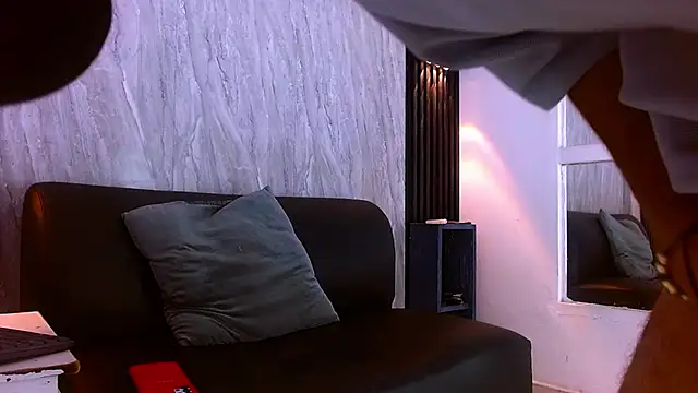 Jhonn Rhyss online show from January 14, 2:27 am