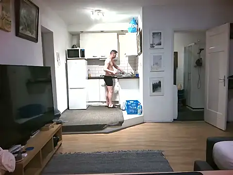 mihaimichael online show from May 2, 9:17 pm