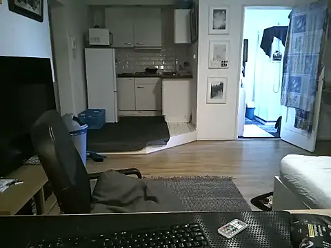 mihaimichael online show from June 18, 11:48 am