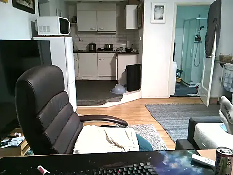 mihaimichael online show from September 18, 5:04 pm