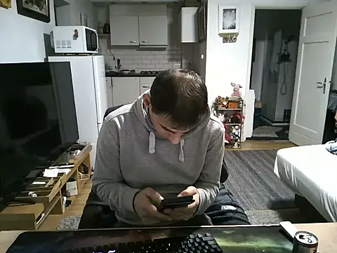 mihaimichael online show from October 9, 5:23 am