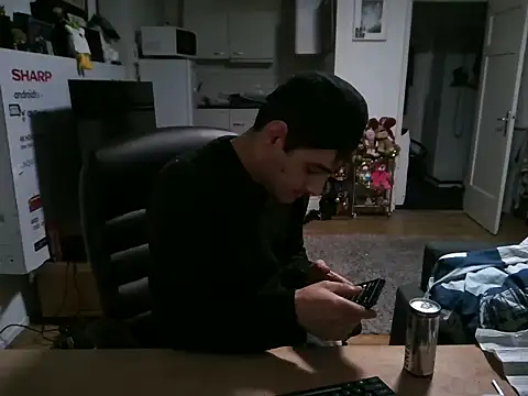 mihaimichael online show from January 8, 9:31 pm