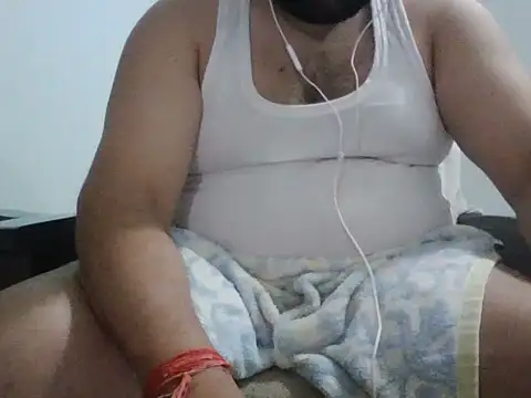 ARYANAVAILABLE online show from November 14, 9:16 pm