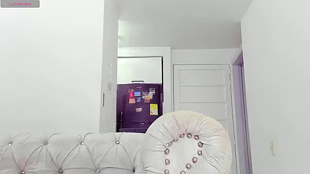 Makonneen online show from January 17, 2:47 am