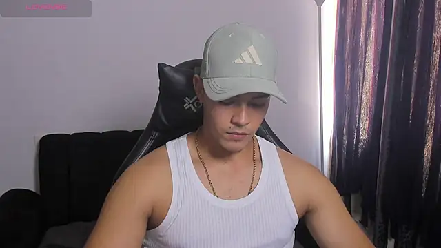 Iamdylan777 online show from March 1, 4:39 pm