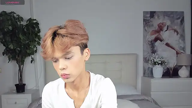 Felix Rey online show from September 21, 3:01 pm