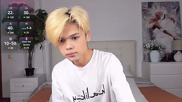 Felix Rey online show from March 19, 9:58 pm