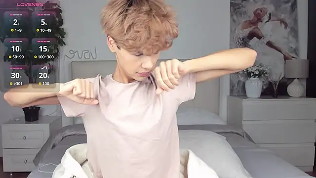 Felix Rey online show from October 3, 6:24 pm