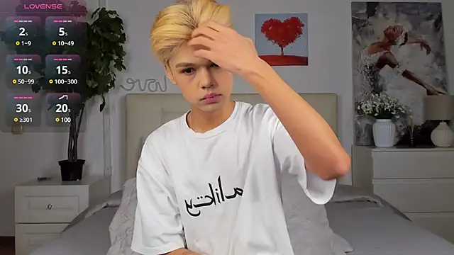 Felix Rey online show from February 15, 5:50 pm