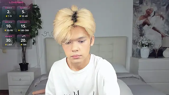 Felix Rey online show from September 15, 12:39 pm