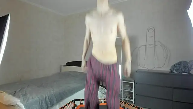 MasonWarholl online show from October 13, 6:36 pm