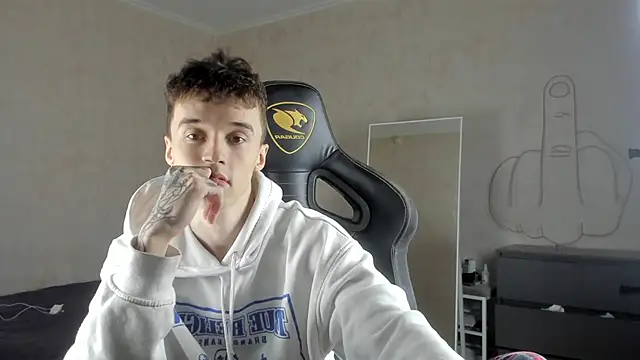 MasonWarholl online show from September 28, 2:31 am