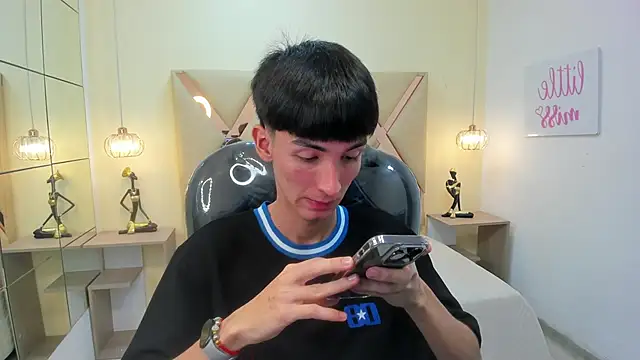 Jake evans online show from December 3, 1:06 pm