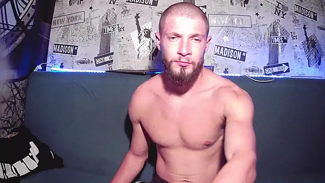 jimmyy  online show from October 18, 7:30 pm