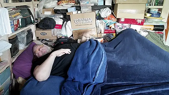 hadeszeuss2 online show from March 29, 3:45 pm