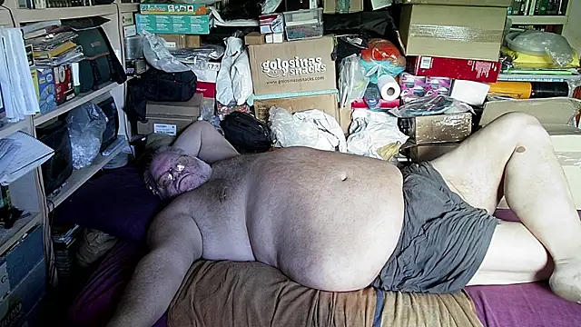 hadeszeuss2 online show from October 24, 2:52 pm