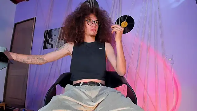 MrShaggy online show from January 27, 8:17 pm