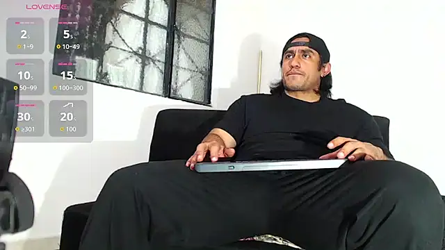 willian m777 online show from December 2, 4:15 am