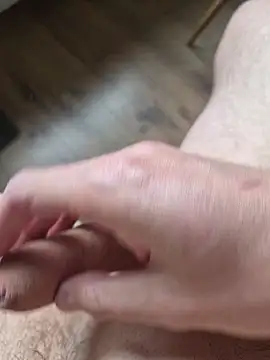 Joey7srv online show from April 29, 2:22 pm